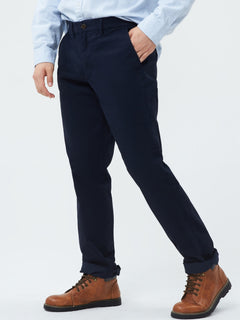 Essential Khakis in Straight Fit with GapFlex - new classic navy