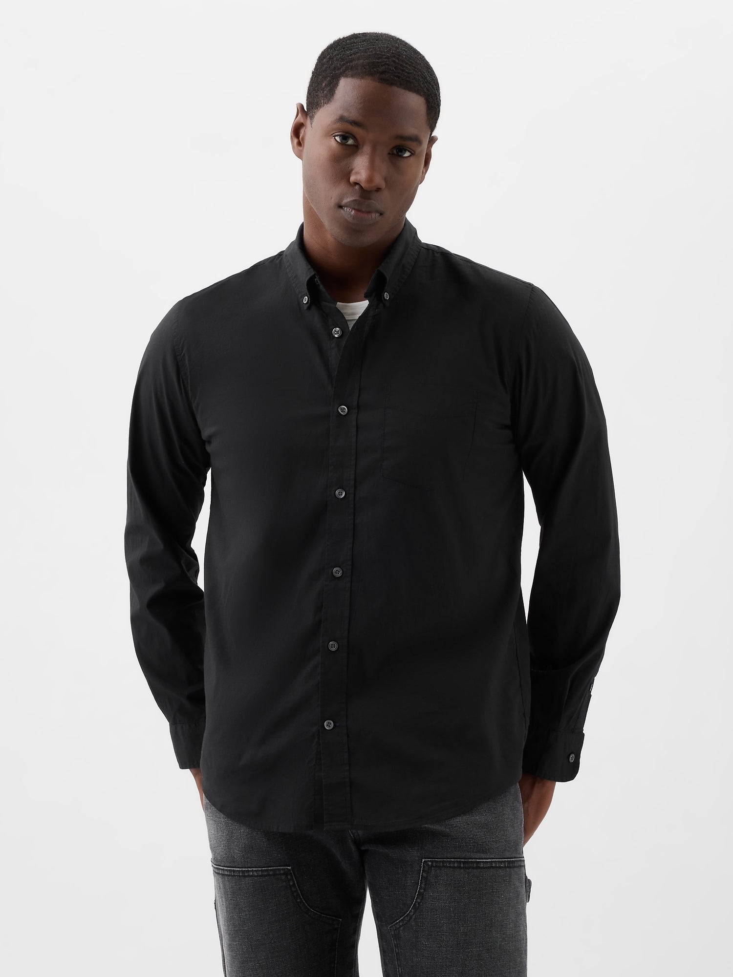 Stretch Poplin Shirt in Standard Fit - black