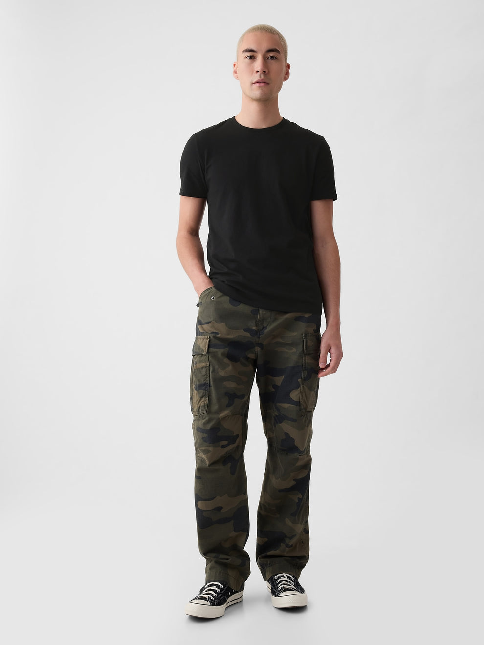 Classic T-Shirt - True black