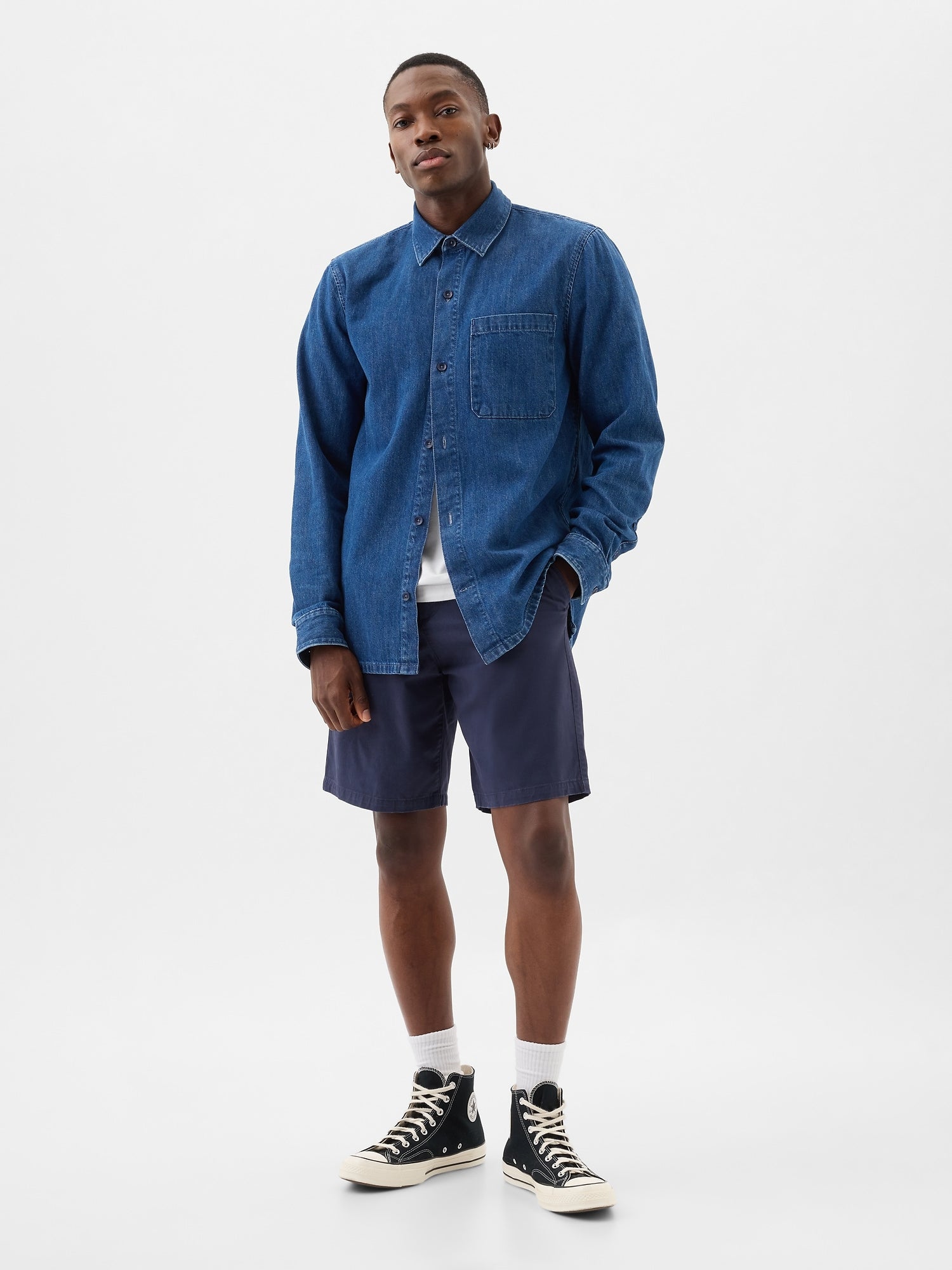 9" Essential Khaki Shorts - vintage navy