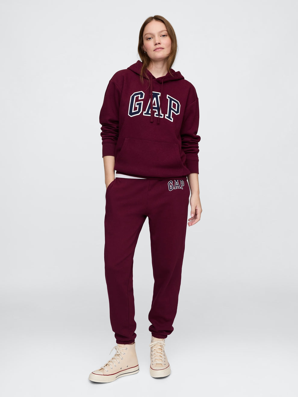 Relaxed Gap Logo Hoodie - ruby wine