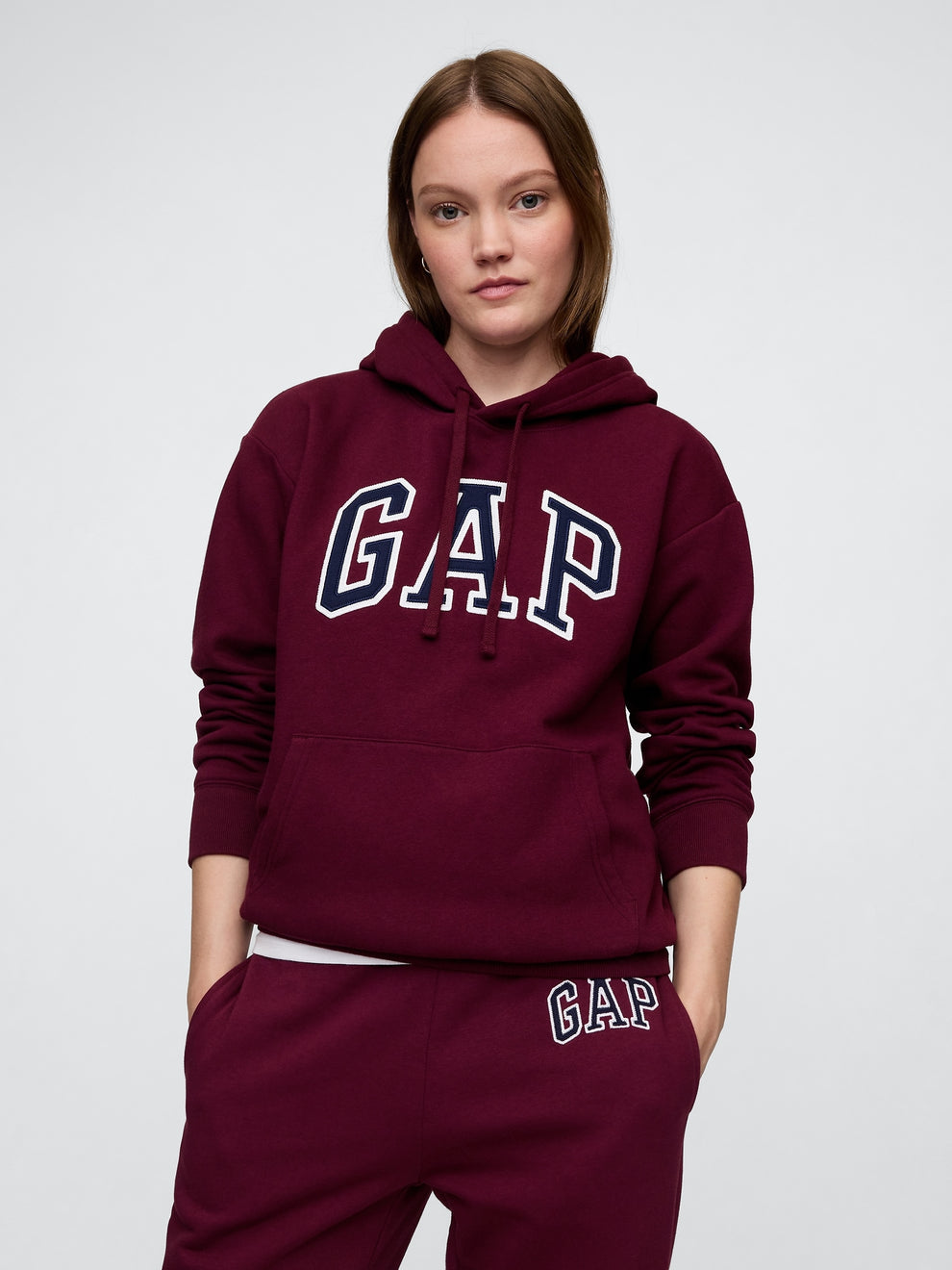 Relaxed Gap Logo Hoodie - ruby wine