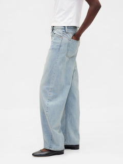 High Rise Barrel Jeans - Light wash