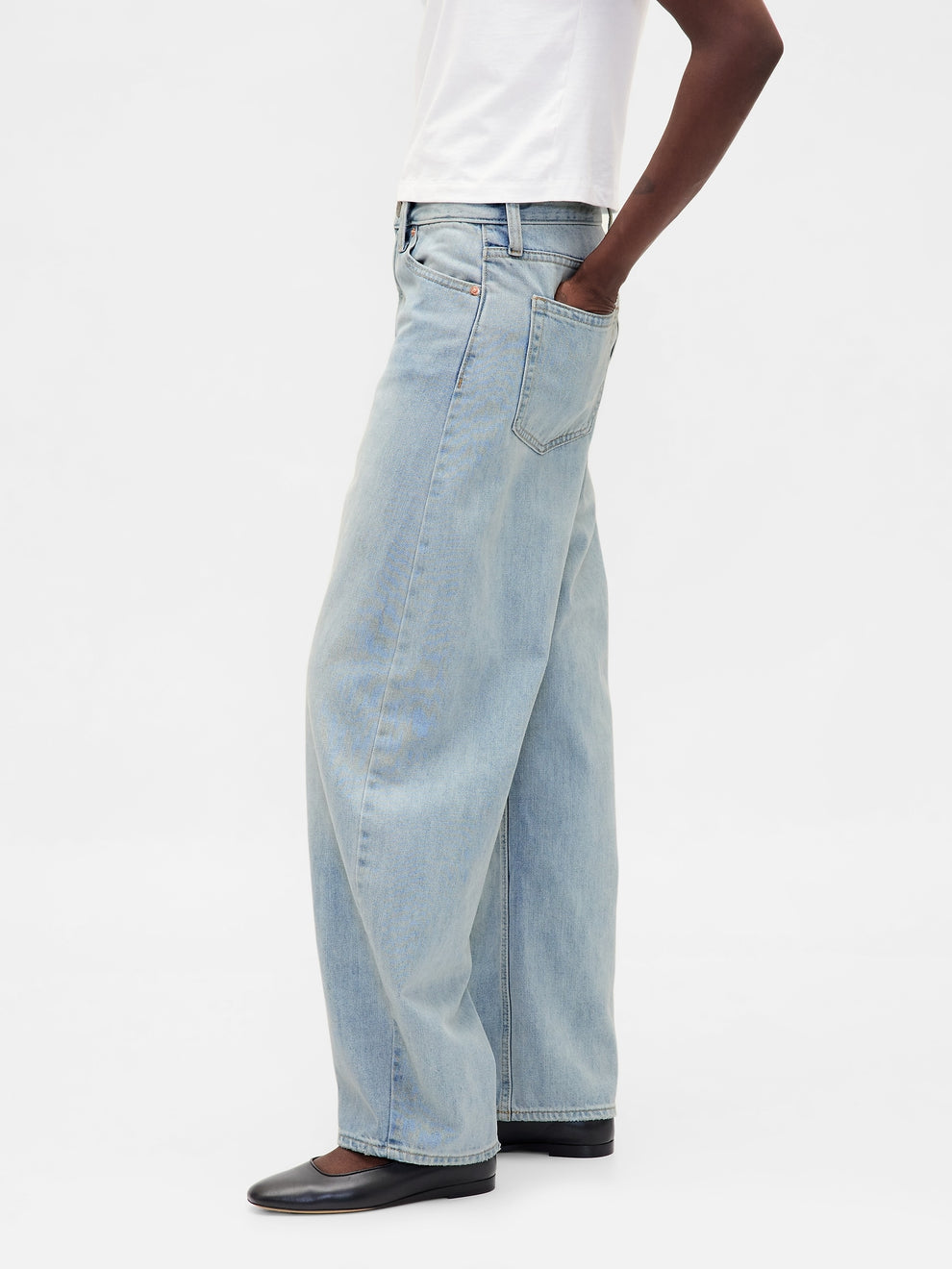 High Rise Barrel Jeans - Light wash