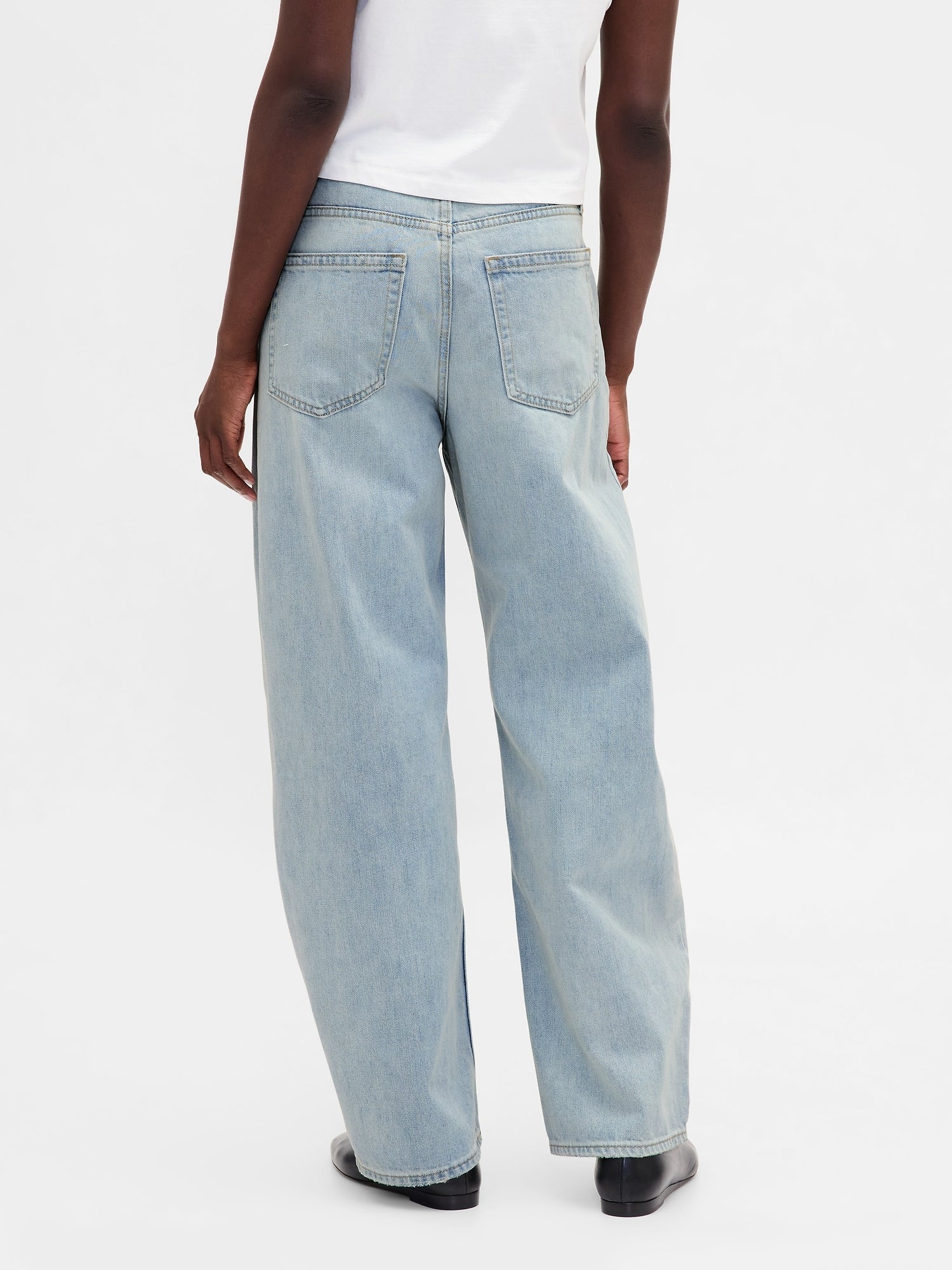 High Rise Barrel Jeans - Light wash