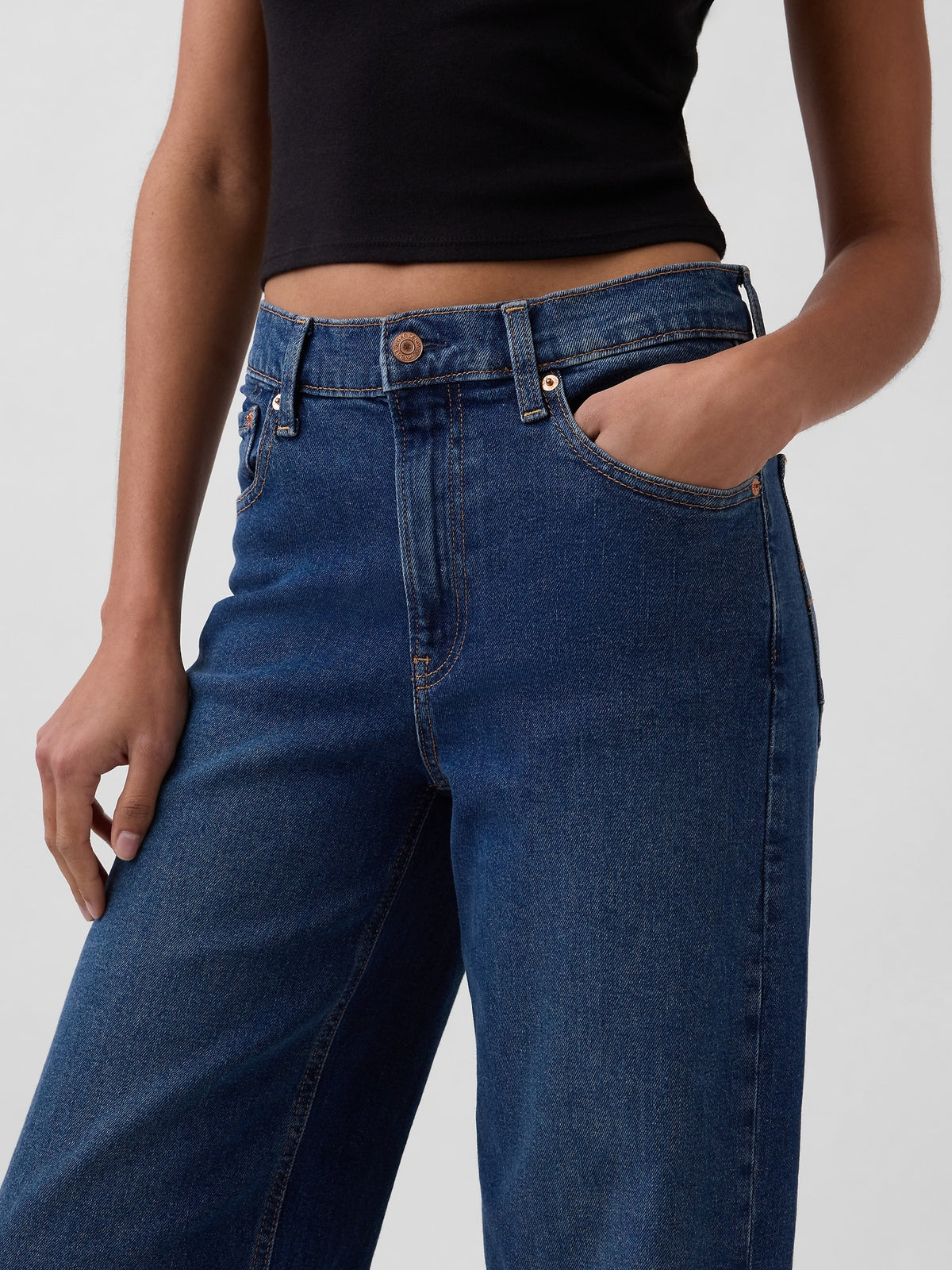 High Rise Stride Wide-Leg Jeans - Dark wash