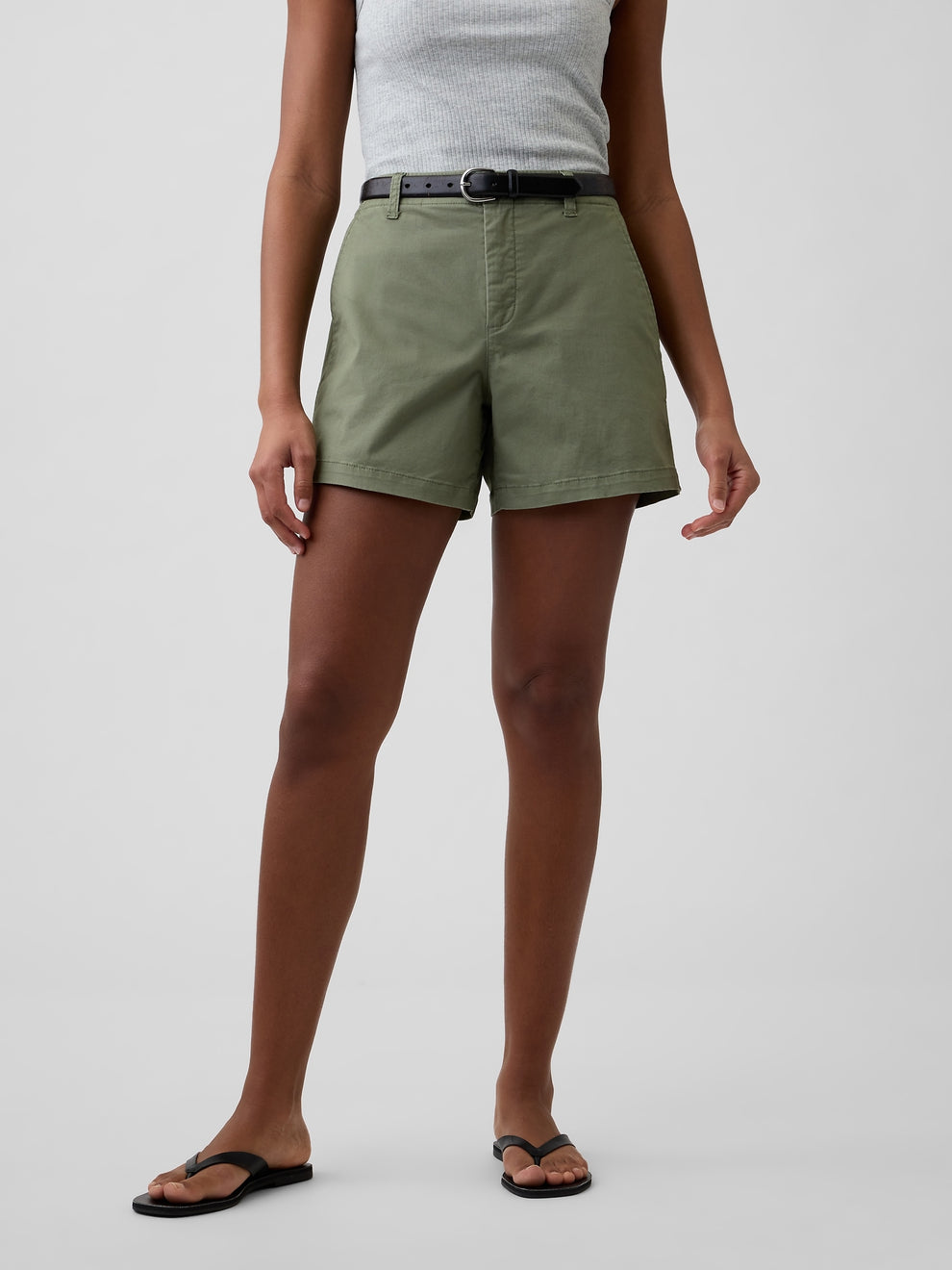 5" Mid Rise Downtown Khaki Shorts - Walden green