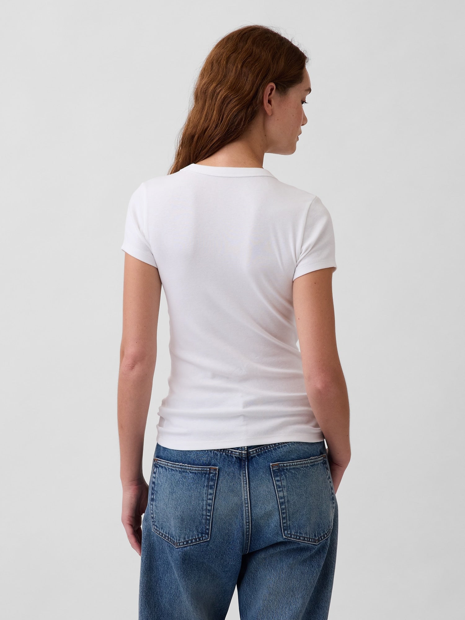 Modern V-Neck T-Shirt - Fresh white