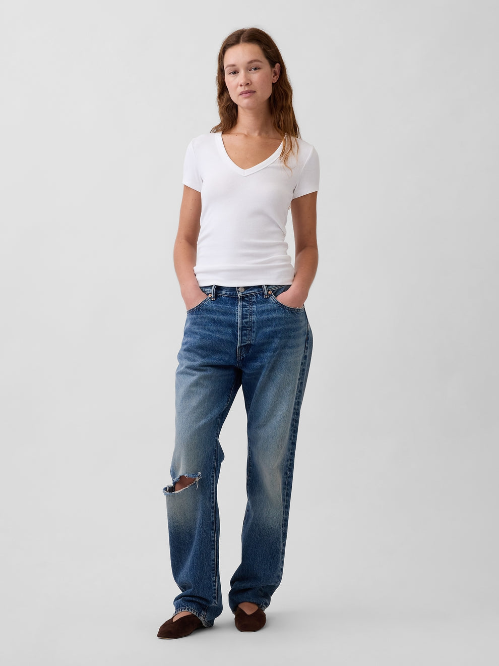 Modern V-Neck T-Shirt - Fresh white