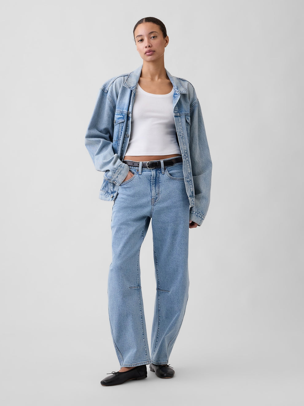 High Rise Barrel Jeans - Light wash