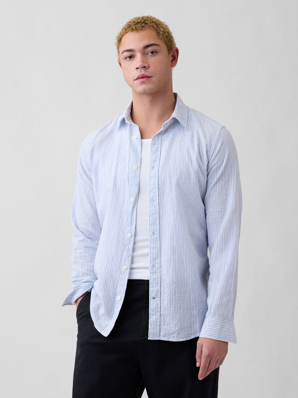 Linen-Blend Shirt in Standard Fit - White blue stripe
