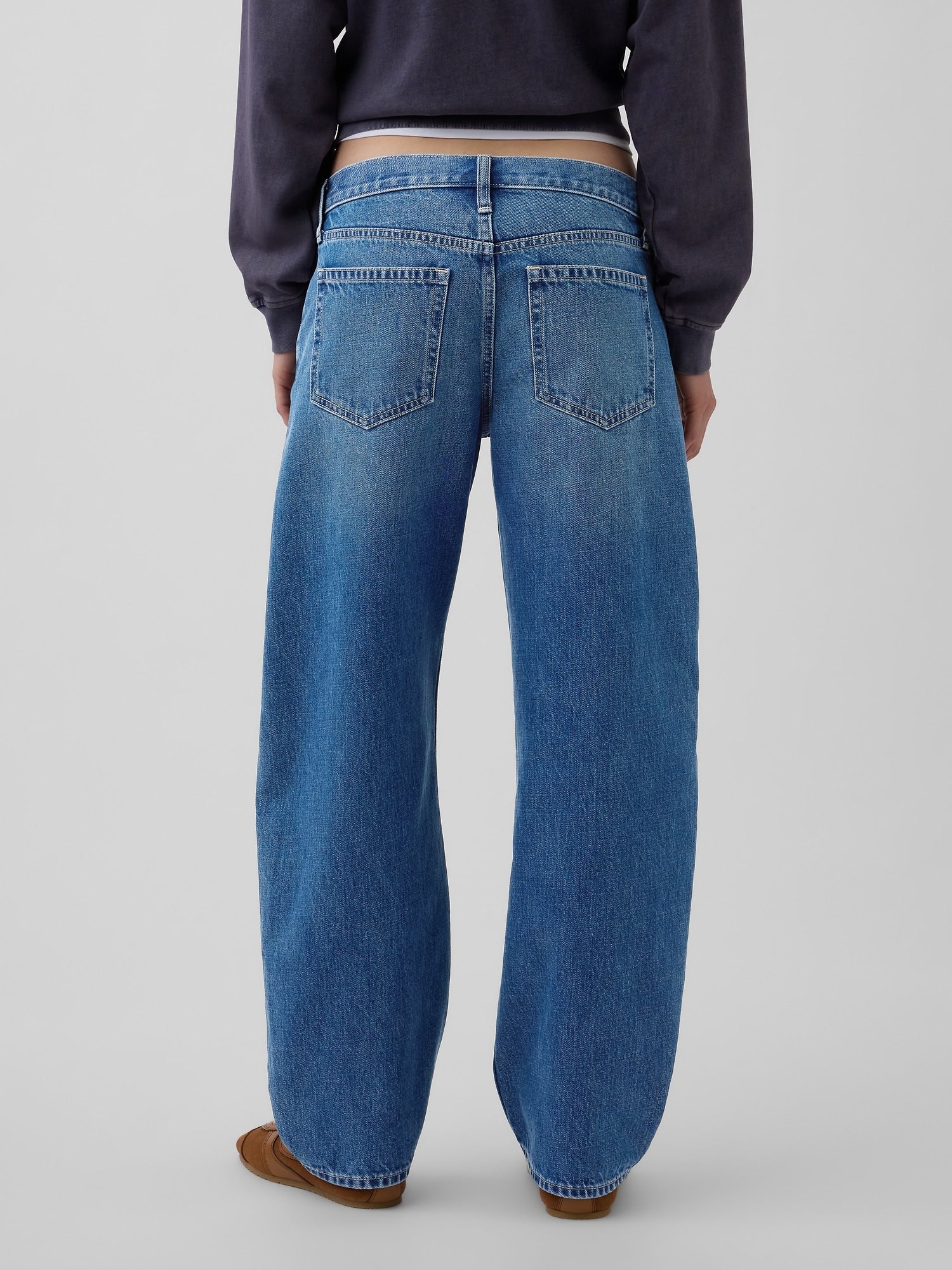 Low Rise Barrel Jeans - Medium indigo