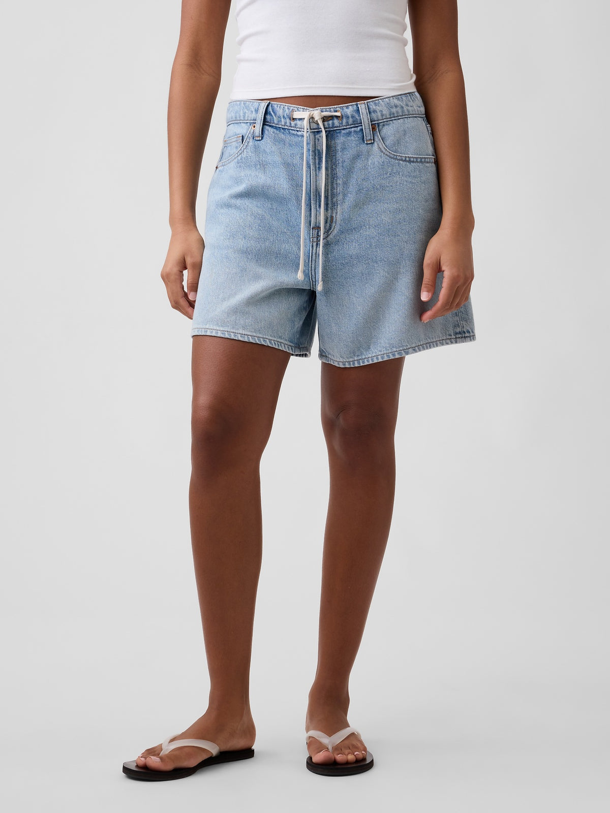 5" Mid Rise SuperSoft Drawstring Denim Shorts - Light wash