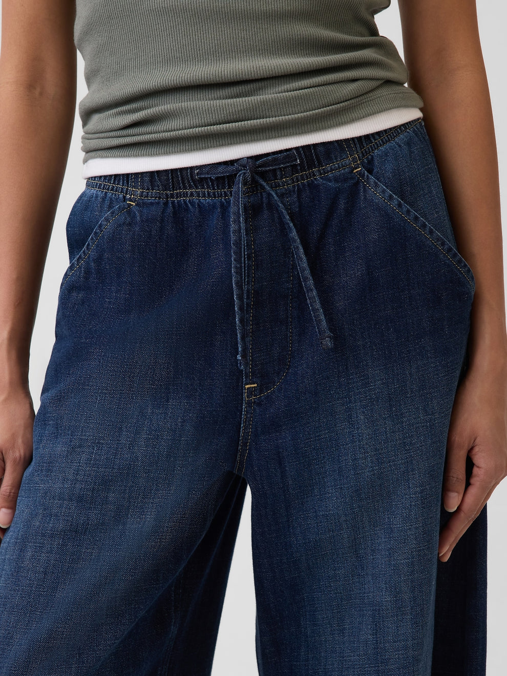 Mid Rise Easy Horseshoe Jeans - Dark indigo