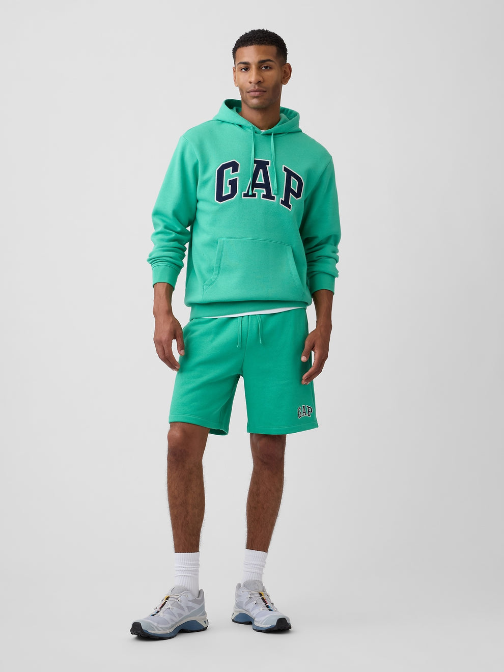 Gap Logo Shorts - Bright meadow green