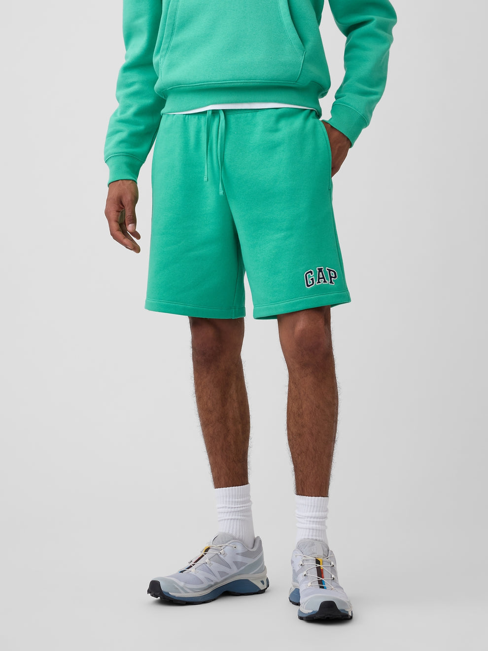 Gap Logo Shorts - Bright meadow green