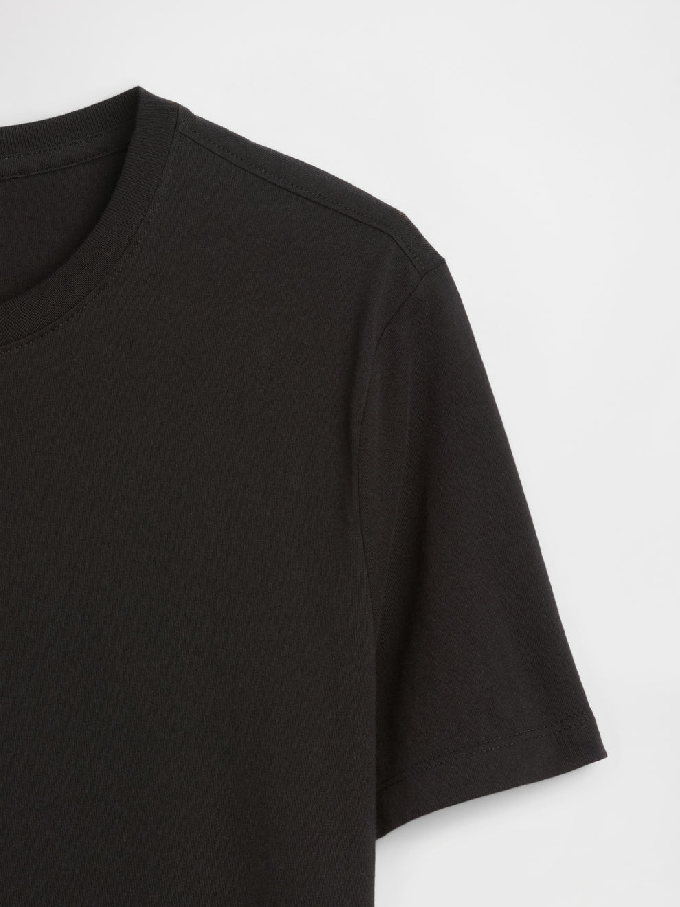 Classic T-Shirt - True black