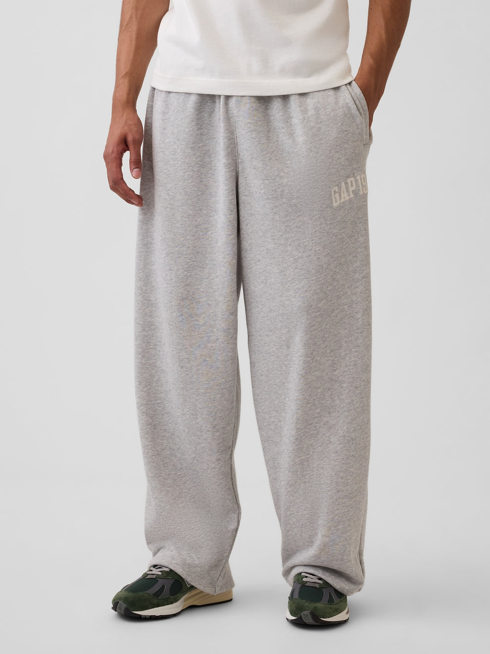 French Terry Baggy Gap 1969 Logo Sweat Pants - light heather gray