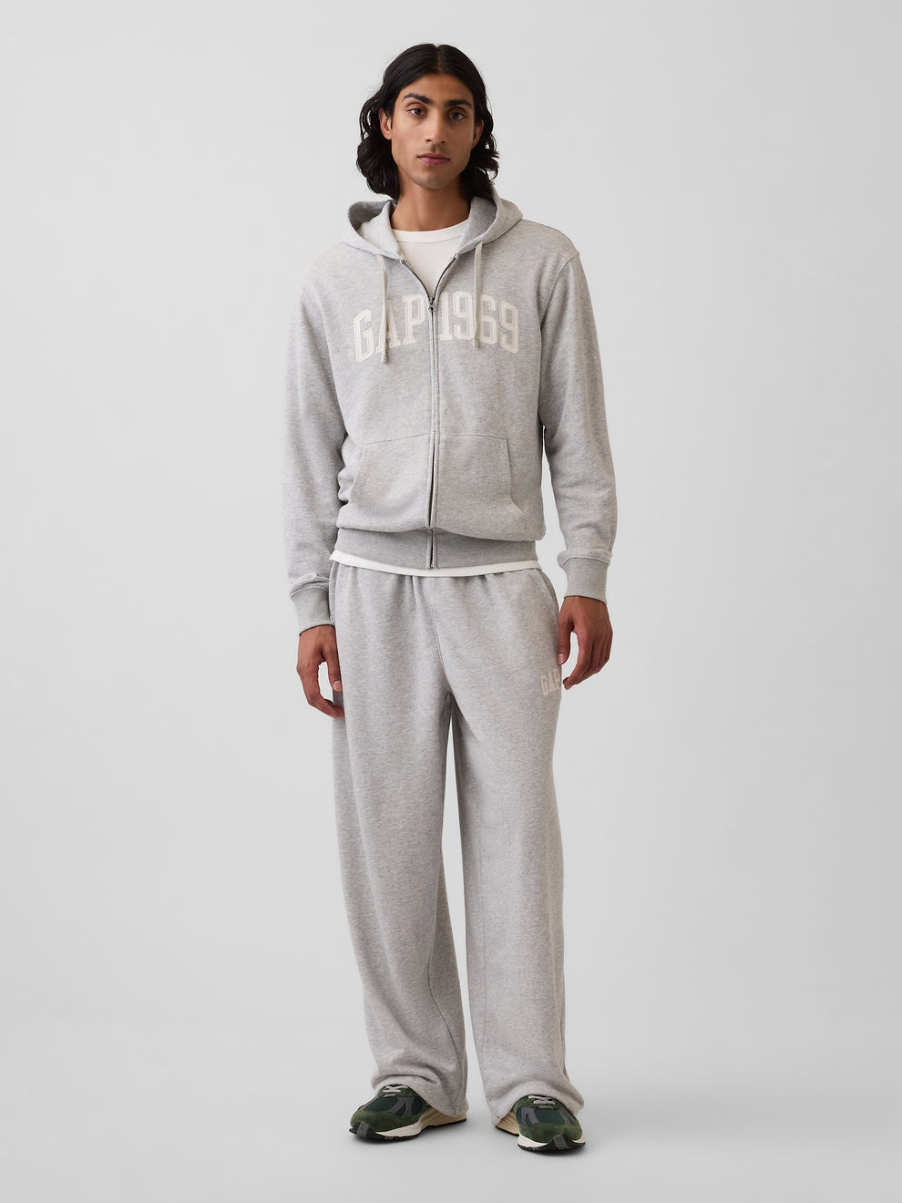 French Terry Relaxed Gap 1969 Logo Zip Hoodie - light heather gray