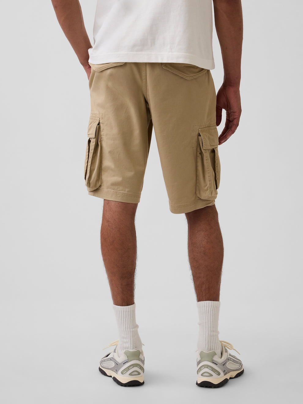 11" Relaxed Cargo Shorts - Iconic khaki