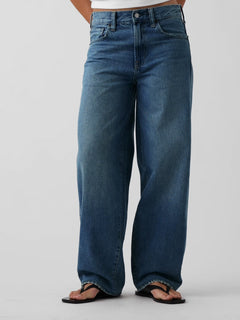The Hailey Extra Baggy Jean - Light Indigo
