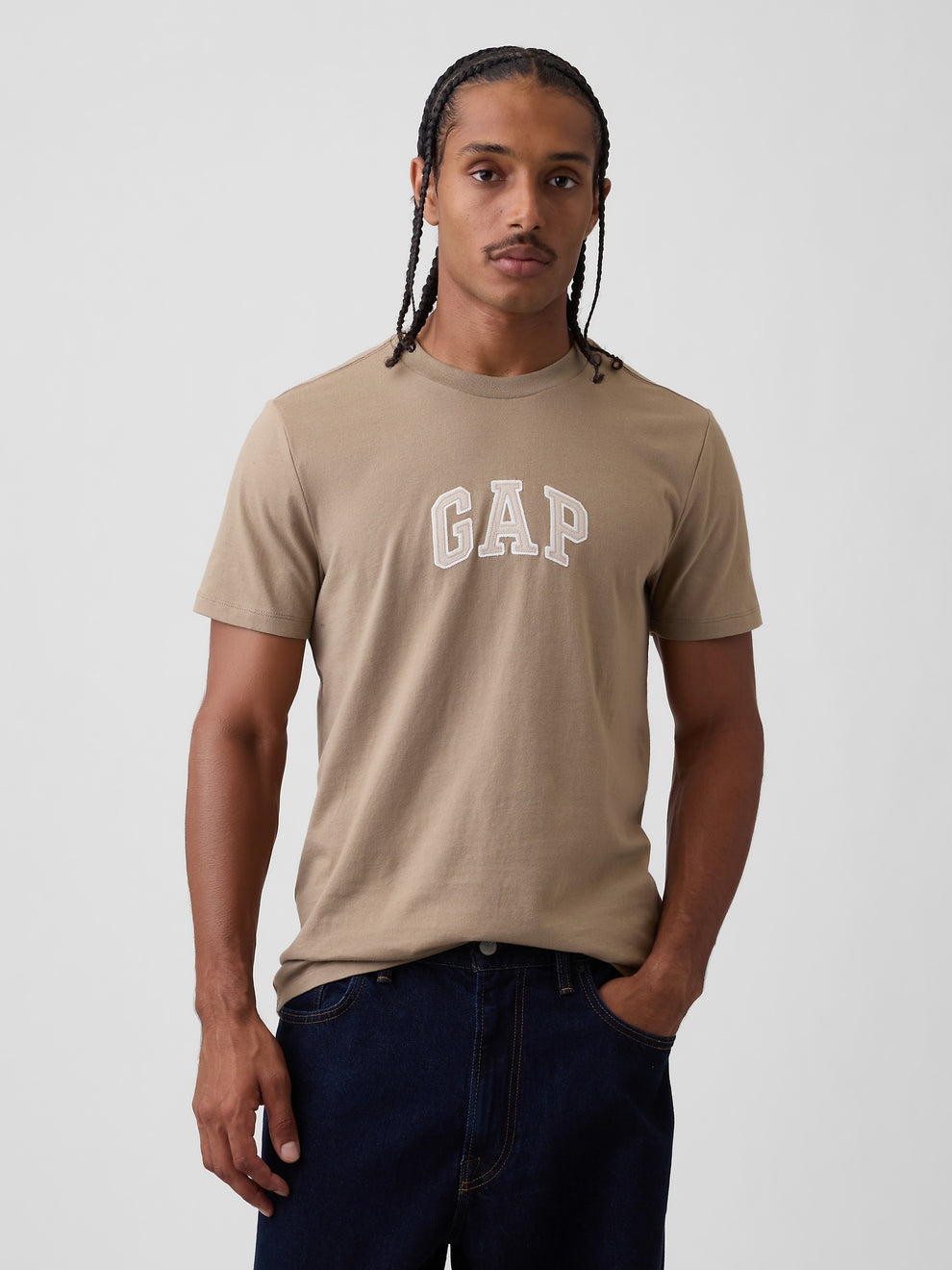 Gap Arch Logo T-shirt in beige, front view on a model