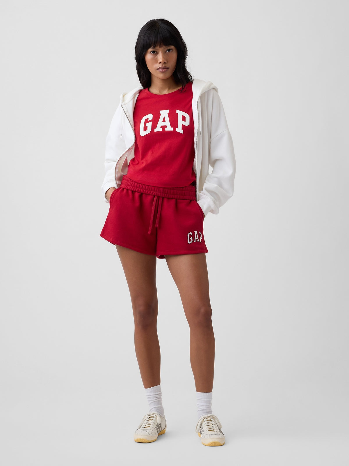 Gap Logo T-Shirt - Red apple