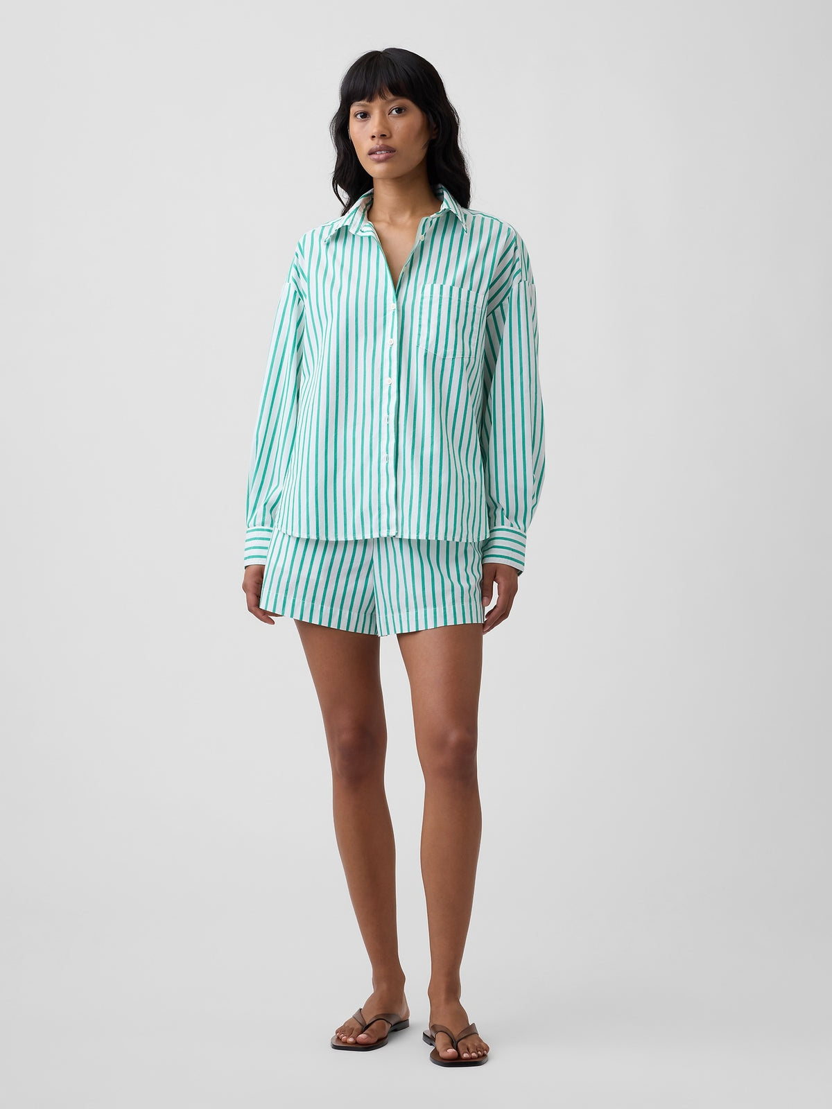 Oversized Shirt in Poplin - Deluxe green