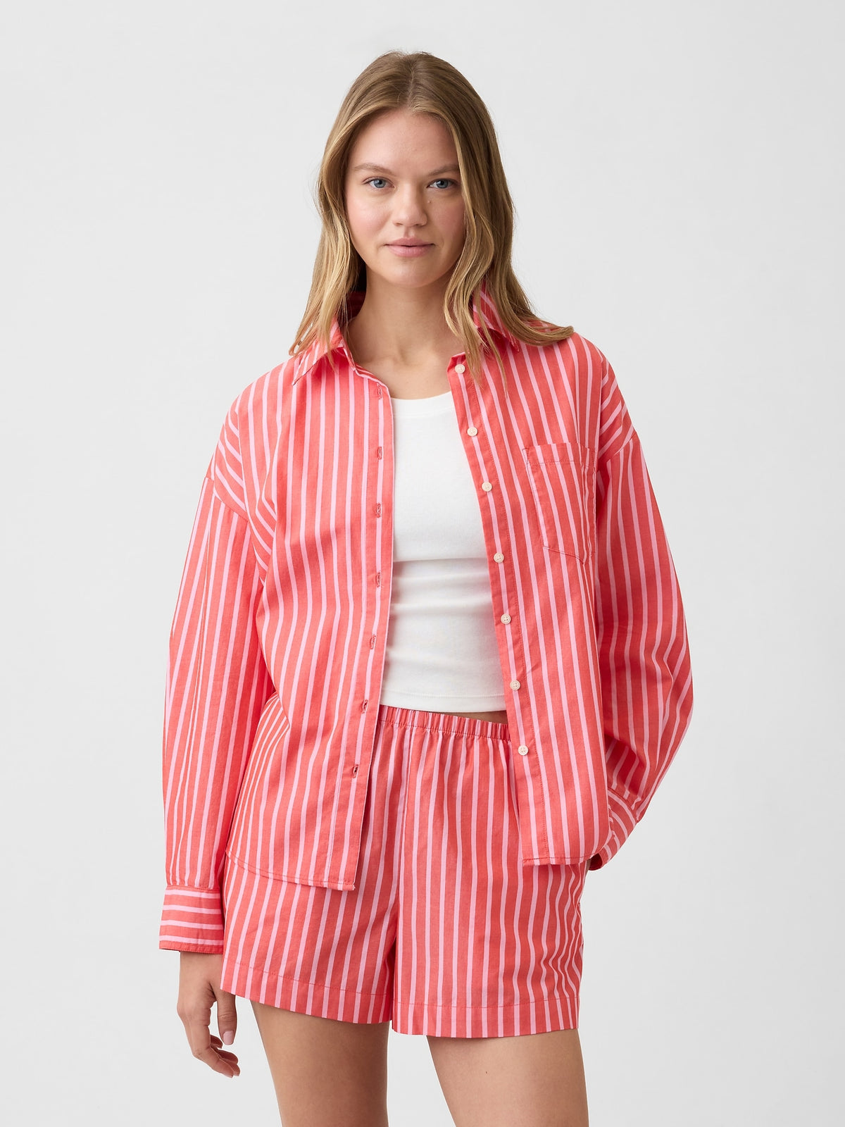 Oversized Shirt in Poplin - Hot red