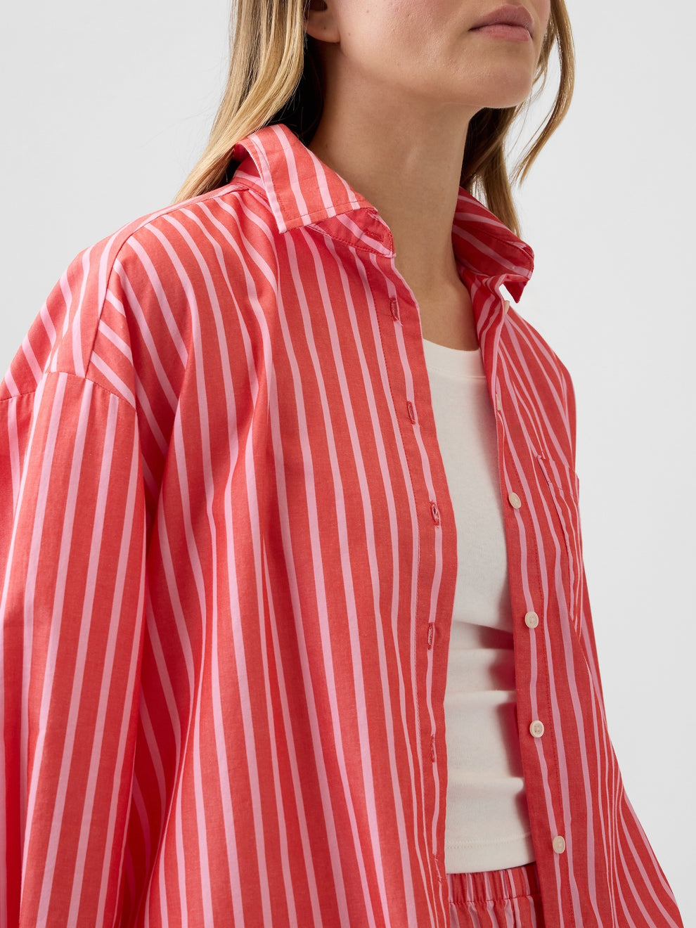 Oversized Shirt in Poplin - Hot red