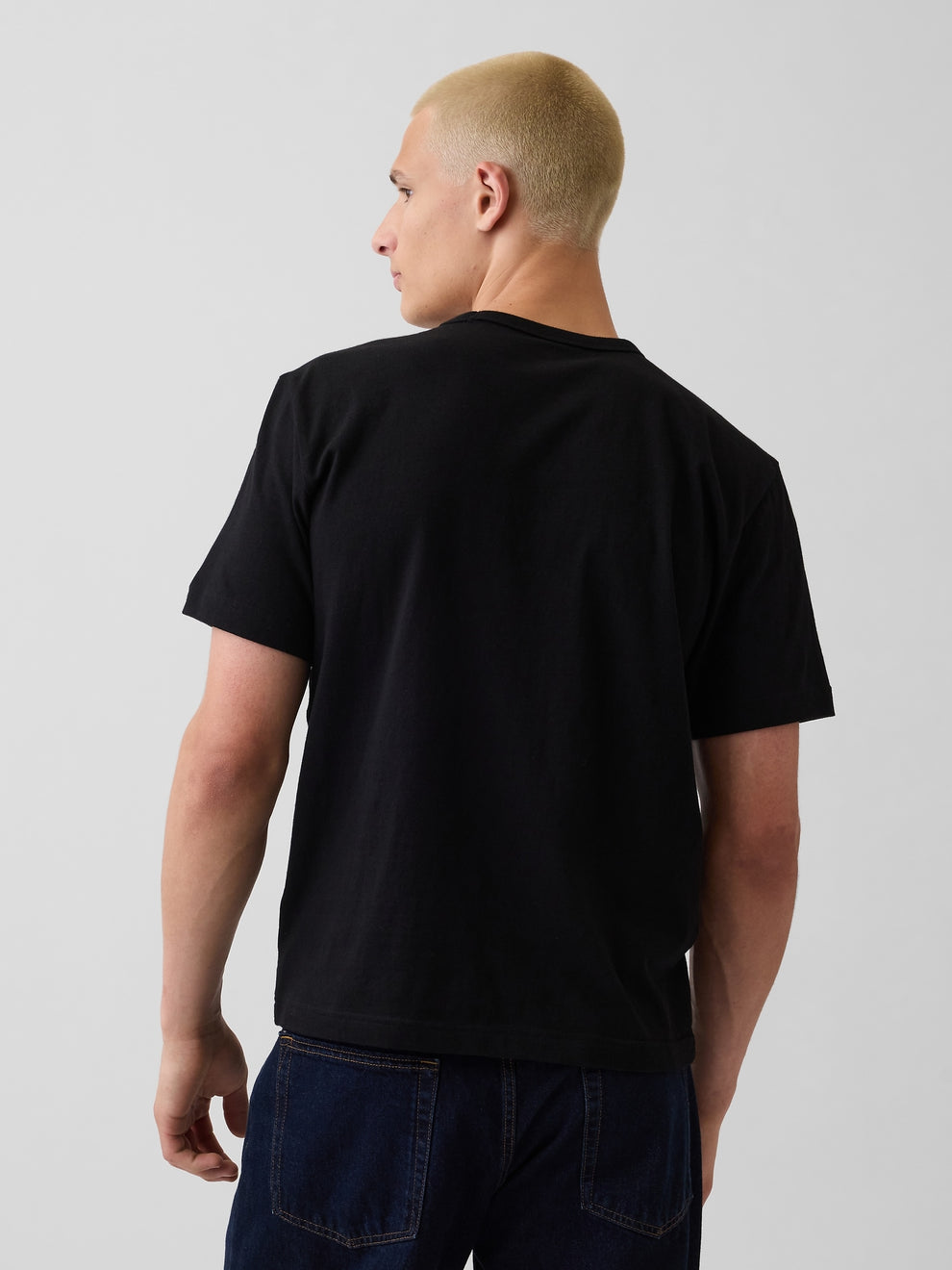 Gap Arch Logo T-Shirt - Black