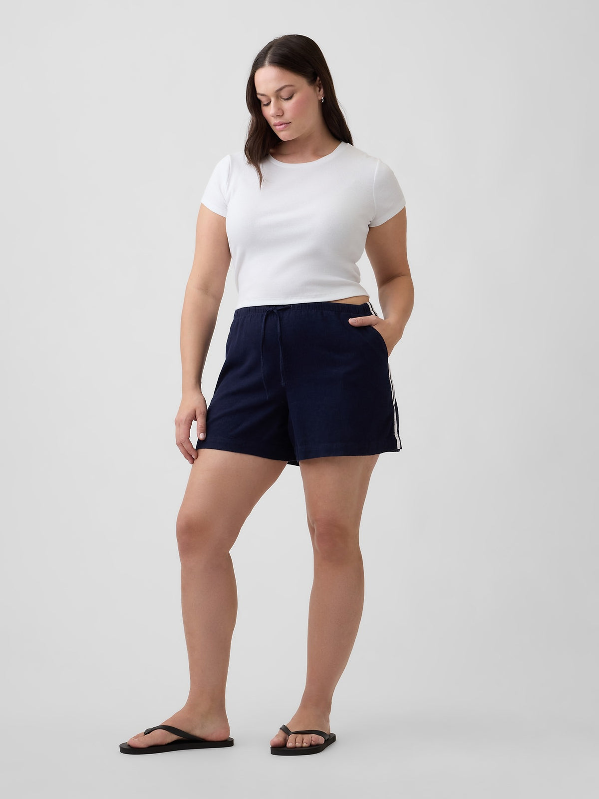 4" Pull-On Linen-Blend Shorts - Navy uniform