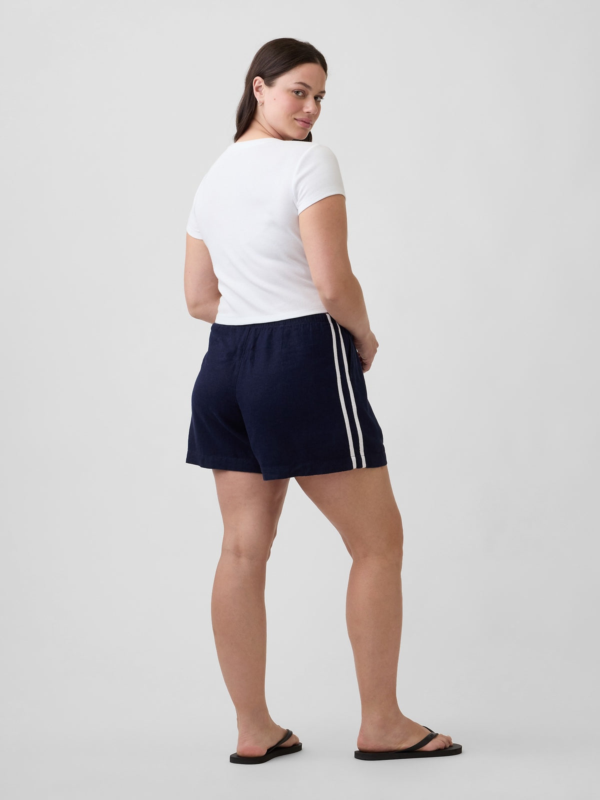 4" Pull-On Linen-Blend Shorts - Navy uniform