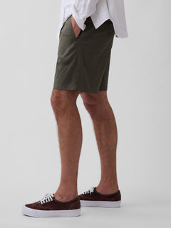 Gap 7" Relaxed Easy Shorts in SURPLUS, side view on a model