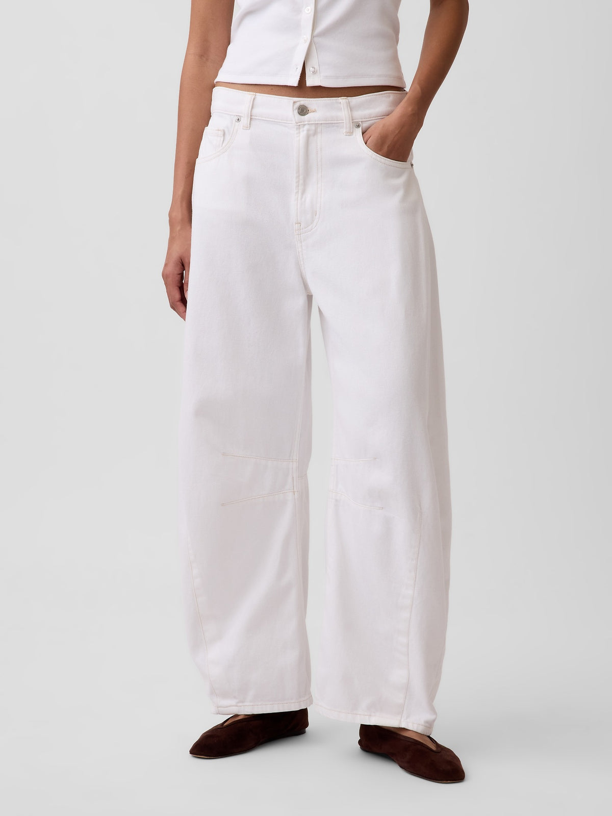 Gap High Rise UltraSoft Horseshoe Jeans in new off white, front view on a model