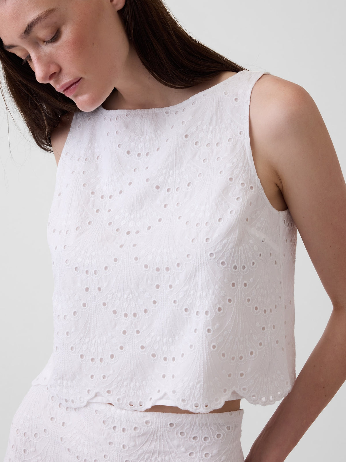 Eyelet Crop Shell Tank Top - Fresh white